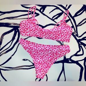 Hot Pink Cheetah Print Women’s Bikini. NWOT. Never worn. Unknown. Size S